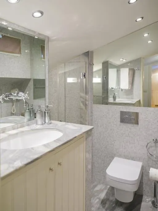 Daire Luxury Window On Floransa İtalya